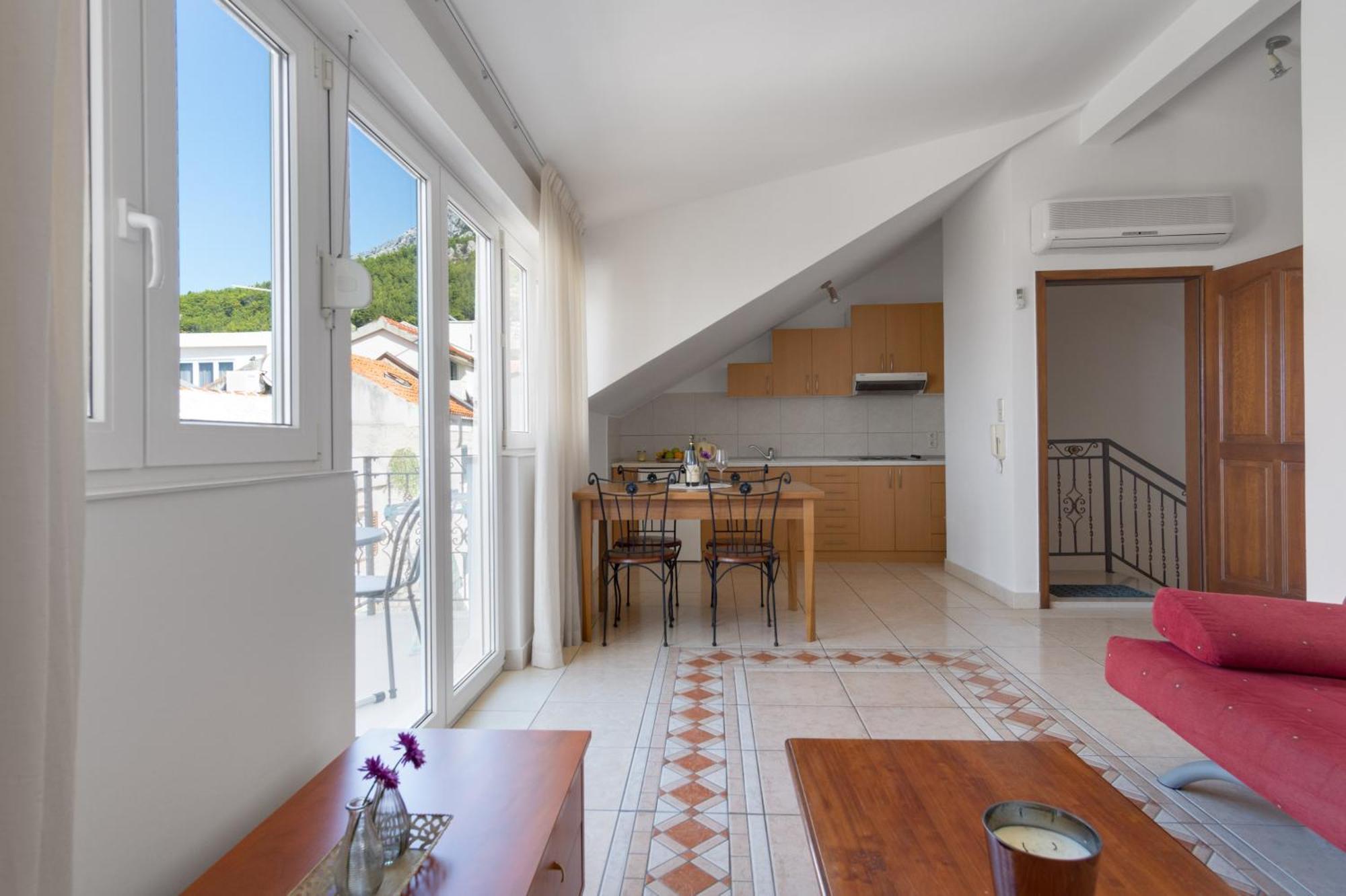 Galatea Apartments - Town Centre With Free Parking Baska Voda Luaran gambar
