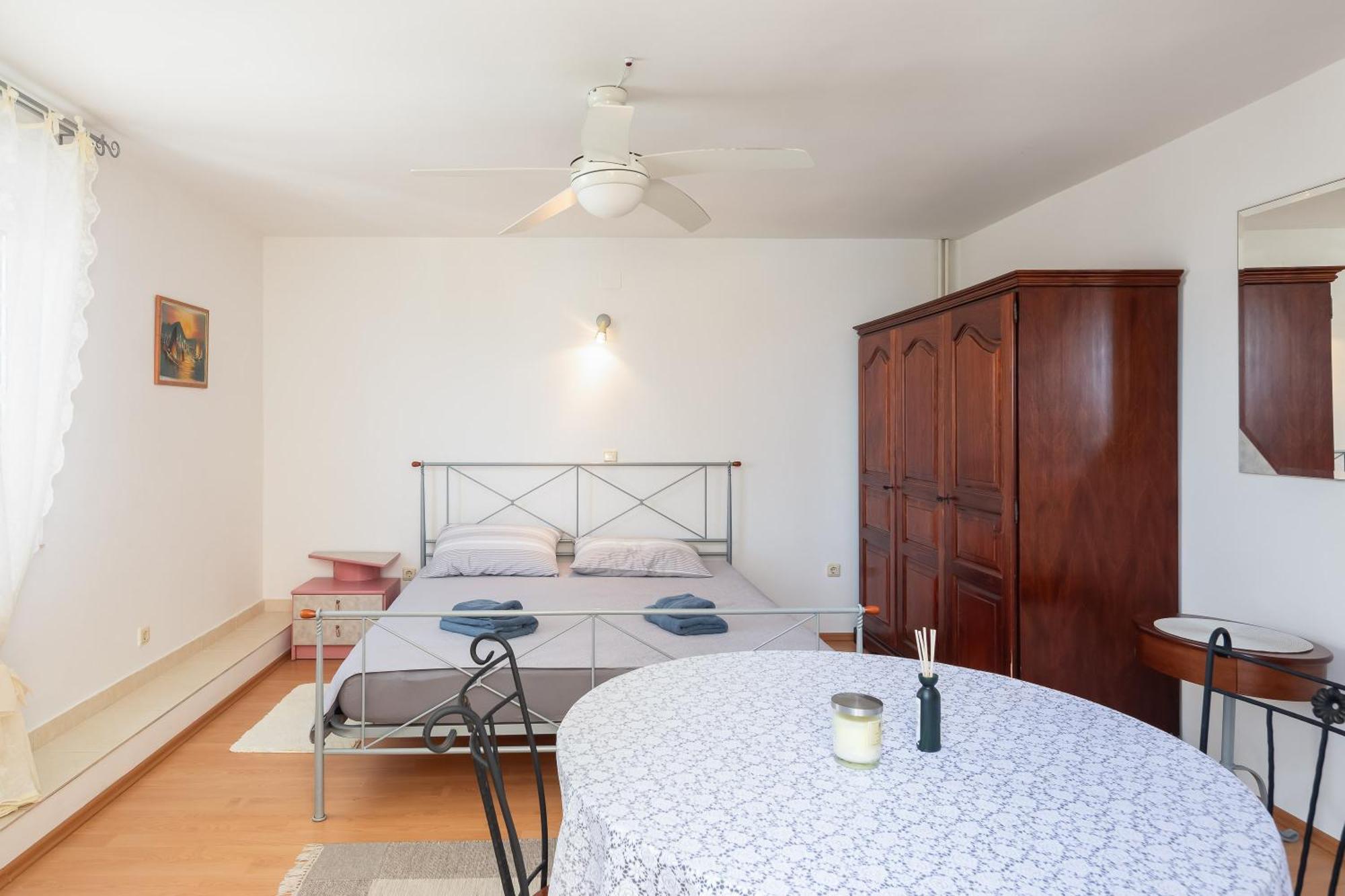 Galatea Apartments - Town Centre With Free Parking Baska Voda Luaran gambar