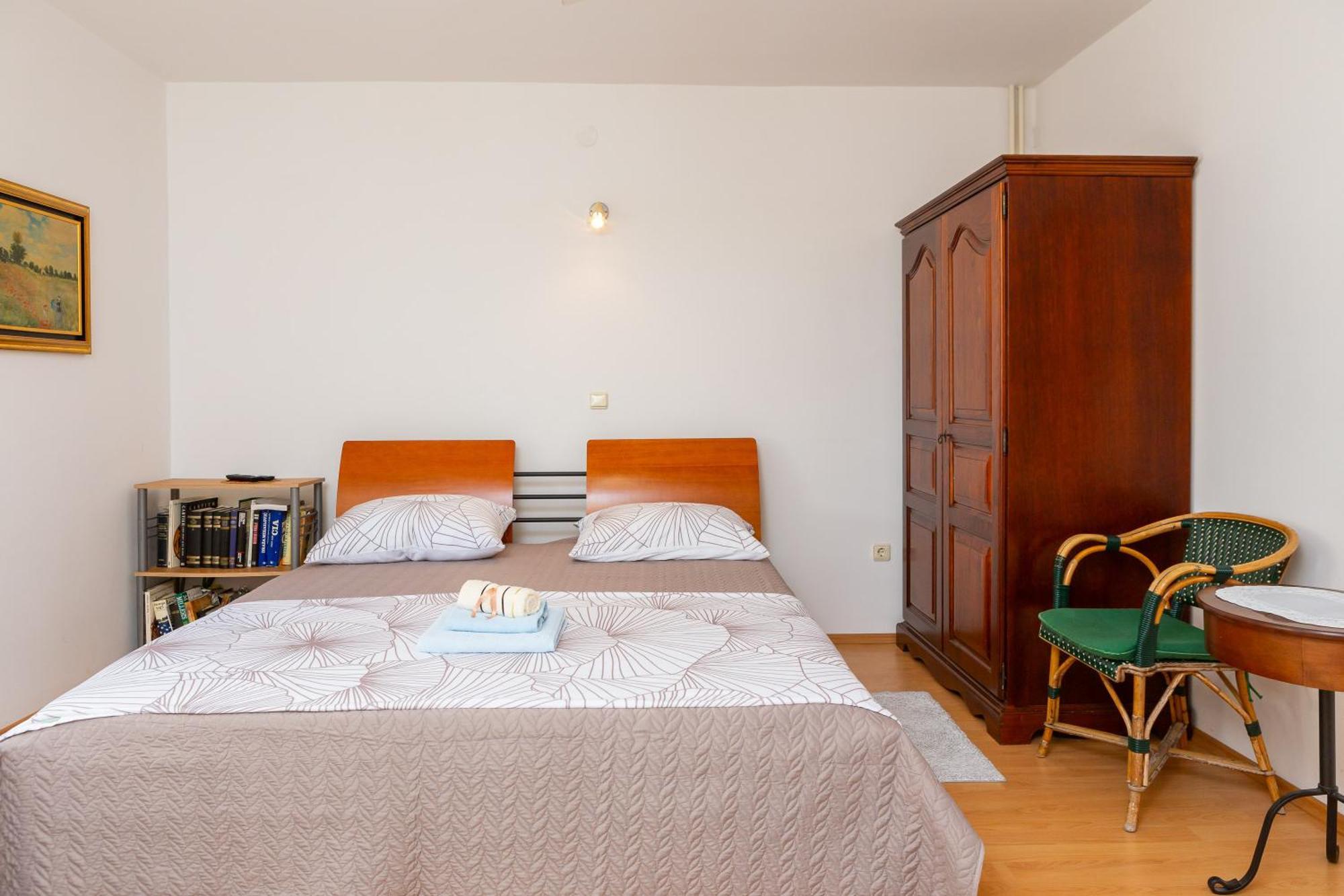 Galatea Apartments - Town Centre With Free Parking Baska Voda Luaran gambar