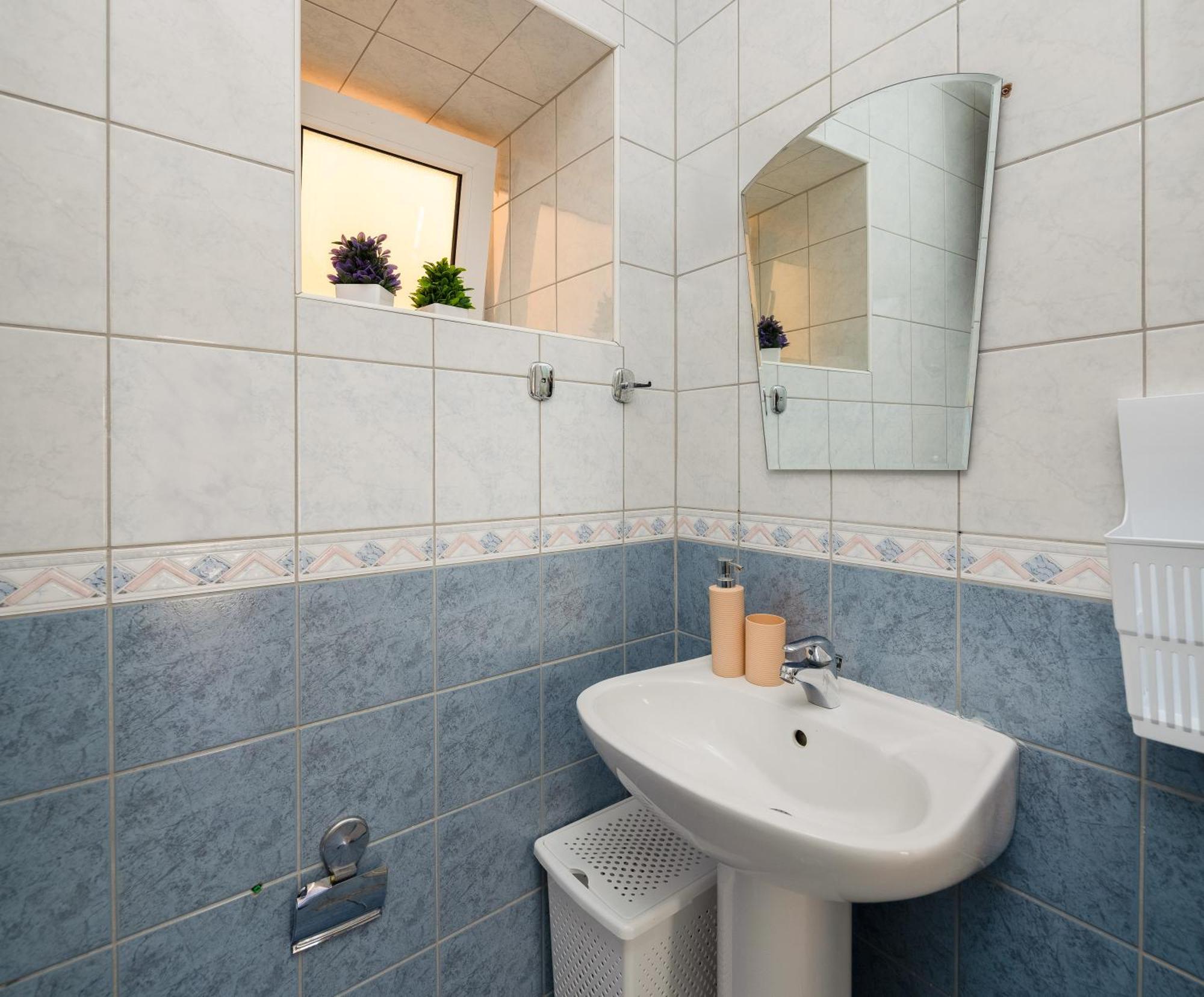 Galatea Apartments - Town Centre With Free Parking Baska Voda Luaran gambar